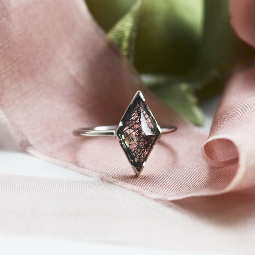 Zlatý minimalistický prsten s rutil quartzem BENITO