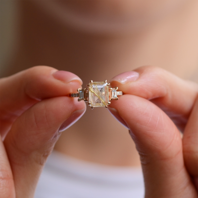 Zlatý vintage prsten s rutilovým křišťálem a diamanty FRANCESCA