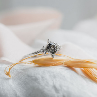 Gold ring with rutilated quartz and diamonds PHOENIX