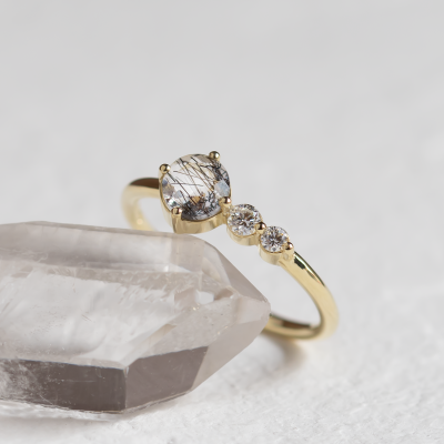 Gold ring with rutilated quartz and diamonds QUIDO