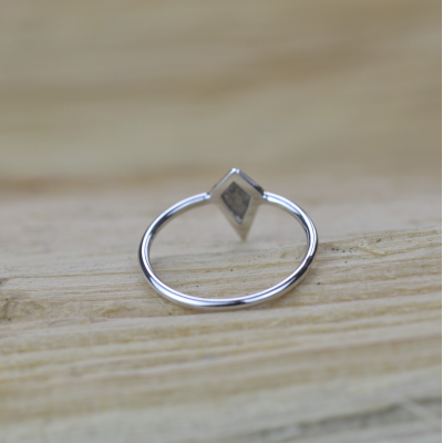 Zlatý prsten s diamantem  salt and pepper CHRIS