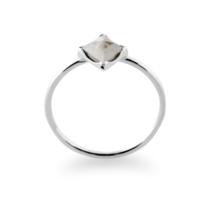 ERICA gold diamond 0.66 Ct ring in an authentic cut