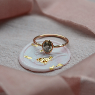 Gold ring with salt and pepper diamond HIKS