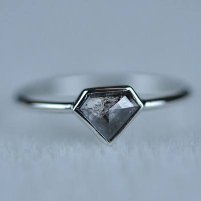  JOANA gold ring with salt and pepper diamond 0.53 ct