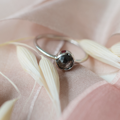 Zlatý prsten s přírodním diamantem 0.65Ct KLIO