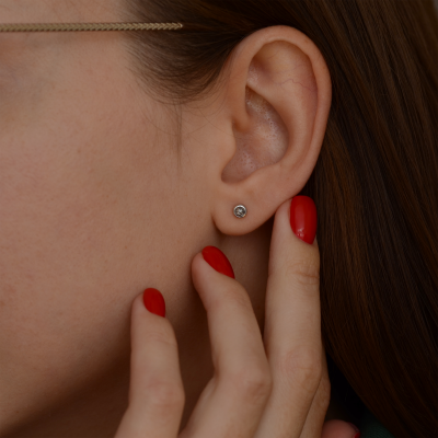 Minimalist gold earrings with salt and pepper diamonds LOLI