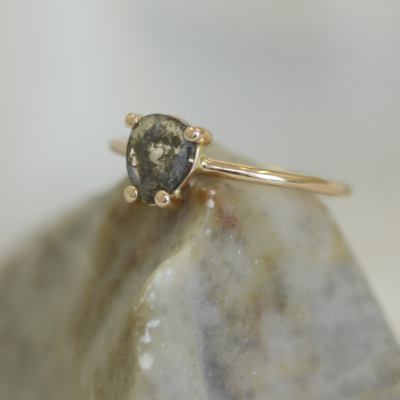 Zlatý prsten s diamantem salt and pepper TERRI