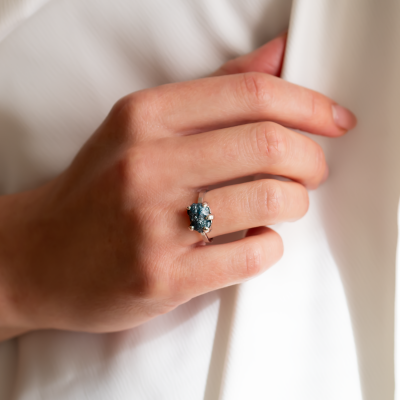 Prsten ze zlata se surovým diamantem VITA