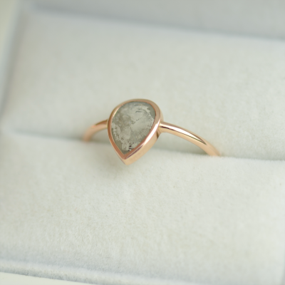 Zlatý originální prsten s diamantem salt and pepper 0.56ct XENIA