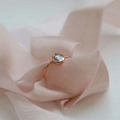 Minimalist gold ring with salt and pepper diamond XENIA