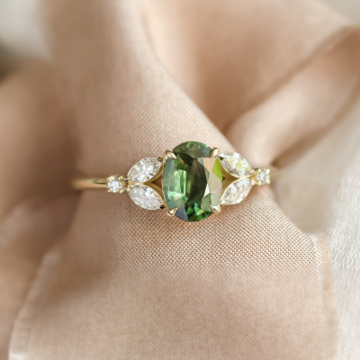 Vintage engagement ring with green sapphire and diamonds CADET