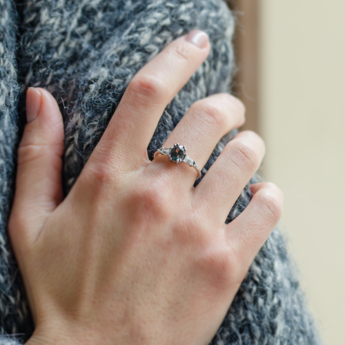 Gold ring with teal oval sapphire DIANA