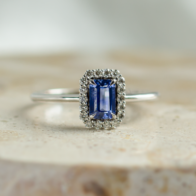 Unique teal sapphire and diamond engagement ring LEAR