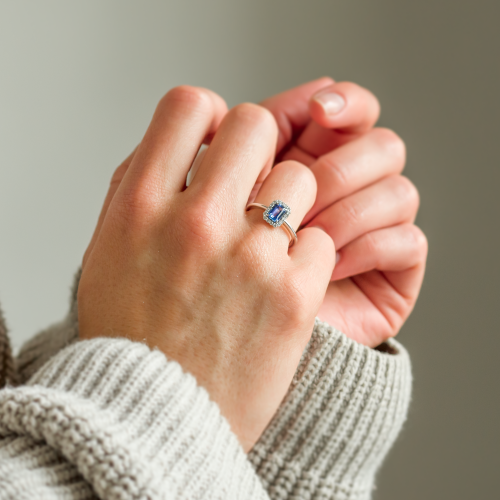 Unique teal sapphire and diamond engagement ring LEAR