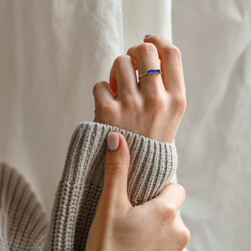 Gold ring with baguette blue lab grown sapphire and diamonds ODETA