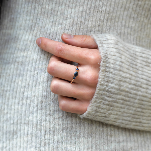 Gold ring with blue sapphires SKYLER