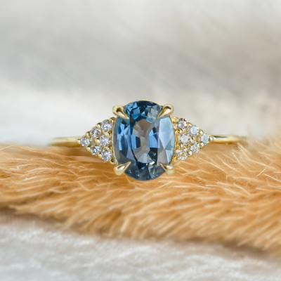 Blue sapphire and diamond engagement ring STEFANIE