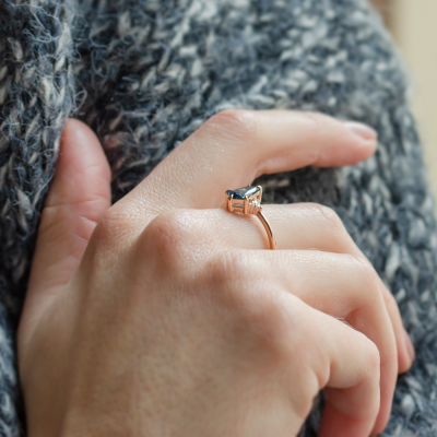 Zlatý prsten s modrozeleným safírem VIVA