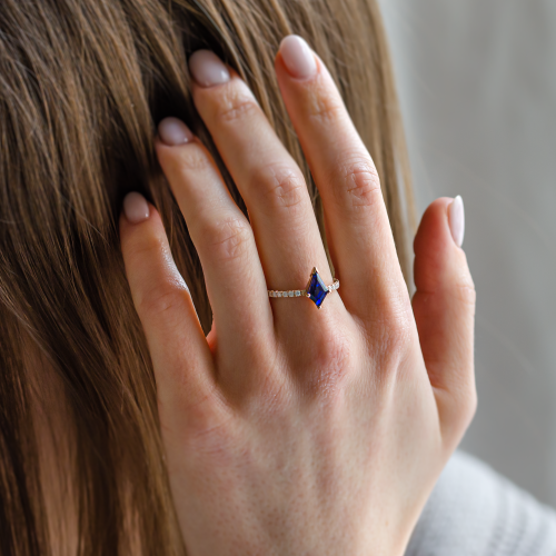 Gold ring with blue lab grown sapphire and moissanites ZEPHYR