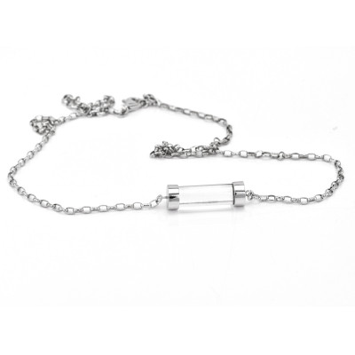 Exkluzivní stříbrný náhrdelník ve tvaru pojistky osazený skalním křišťálem