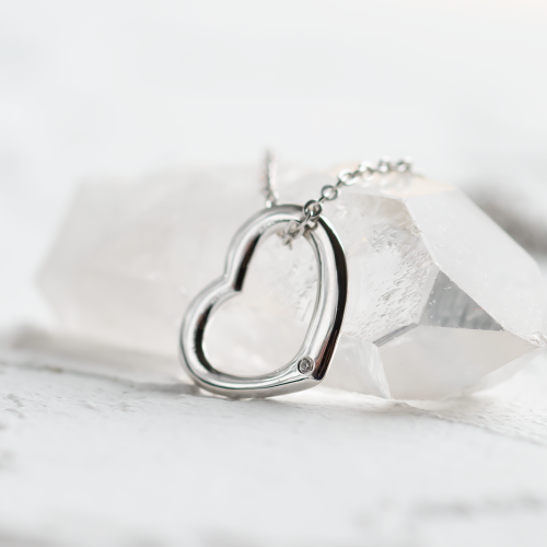 Diamond heart pendant AIVA
