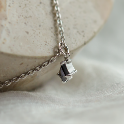 Minimalist pendant with kite salt and pepper diamond ARI