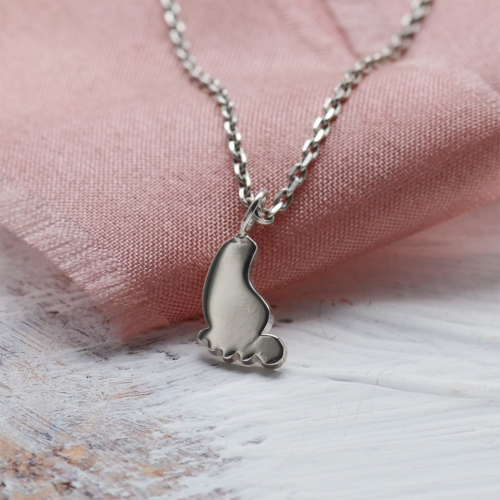 Zlatý přívěsek ve tvaru dětské nohy BABY