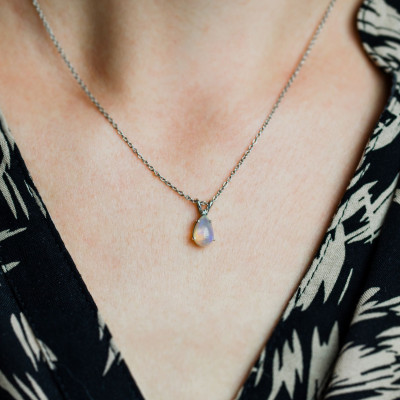 Gold necklace with white opal and diamond BRISBANE