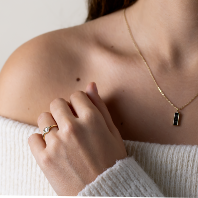 Gold pendant with salt and pepper diamonds and classic diamond EVERLY