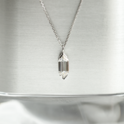 Gold hexagon moissanite pendant FINA