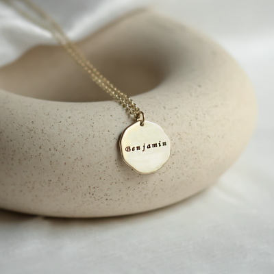 Matte personalized necklace with name TESORO