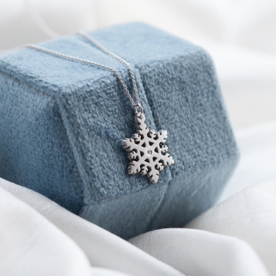 JANE Stylish gold lady's pendant with diamonds