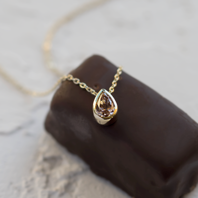 Minimalistický náhrdelník s růžovým lab grown diamantem MAEVA