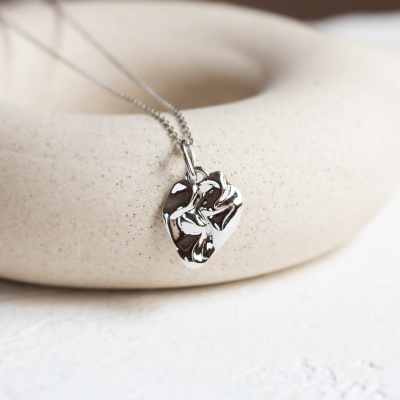 Original heartshaped necklace MARGUERITE