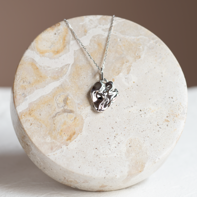 Original heartshaped necklace MARGUERITE