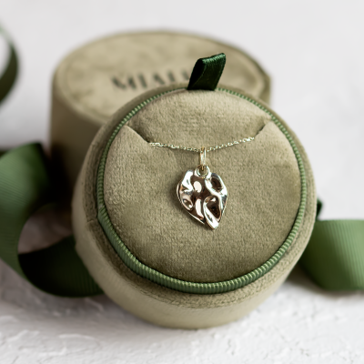 Original heartshaped necklace MARGUERITE