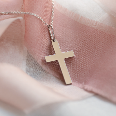 Stříbrný přívěsek ve tvaru kříže MARIANA