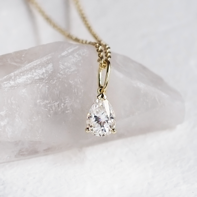Gold necklace with pear moissanite NAOMI
