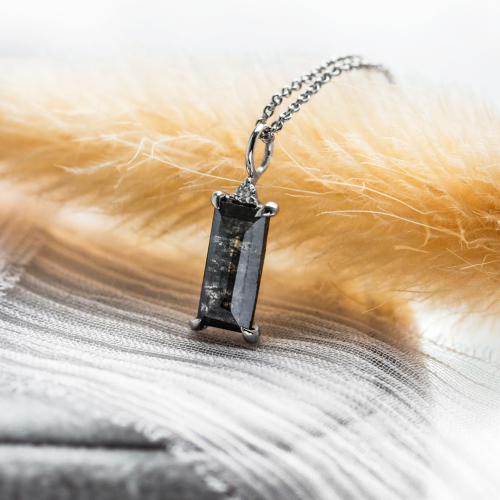 Zlatý náhrdelník s baguette salt'n'pepper diamantem PARIS