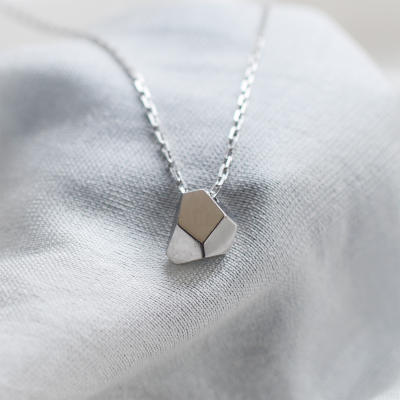 Solid gold necklace with faceted pendant RISO