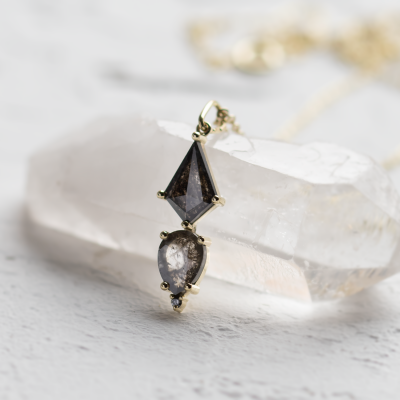 Extravagant salt and pepper diamond necklace SIGNATURE