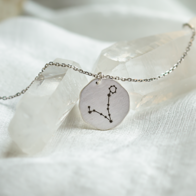 Gold necklace with engraving of the zodiac constellation STELLARIS