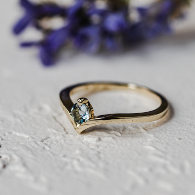 Zlatý prsten s akvamarínem AMY