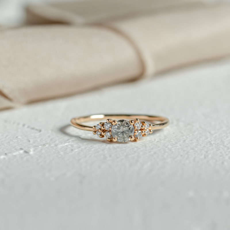 How to choose an elegant engagement ring - BAUNAT