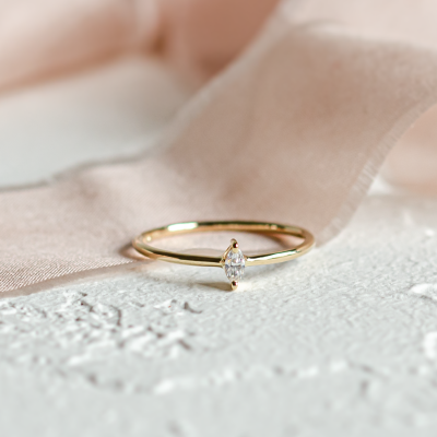 Minimalist engagement ring with marquise diamond ANTOINETTA