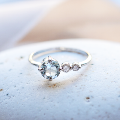 Romantic ring with aquamarine and diamonds AQUA