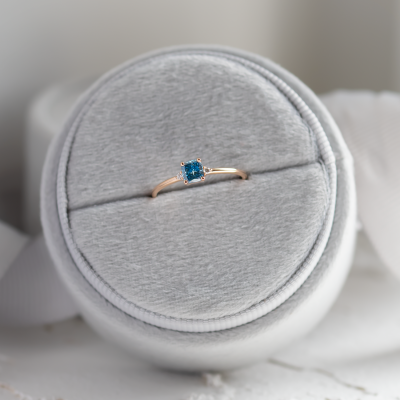 Elegantní prsten s lab grown diamanty ARCTIS