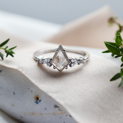 Unusual diamond engagement ring ARNALDO