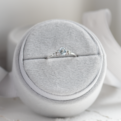Dainty round aquamarine ring gold AZZURRO