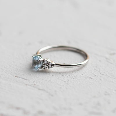Dainty round aquamarine ring gold AZZURRO
